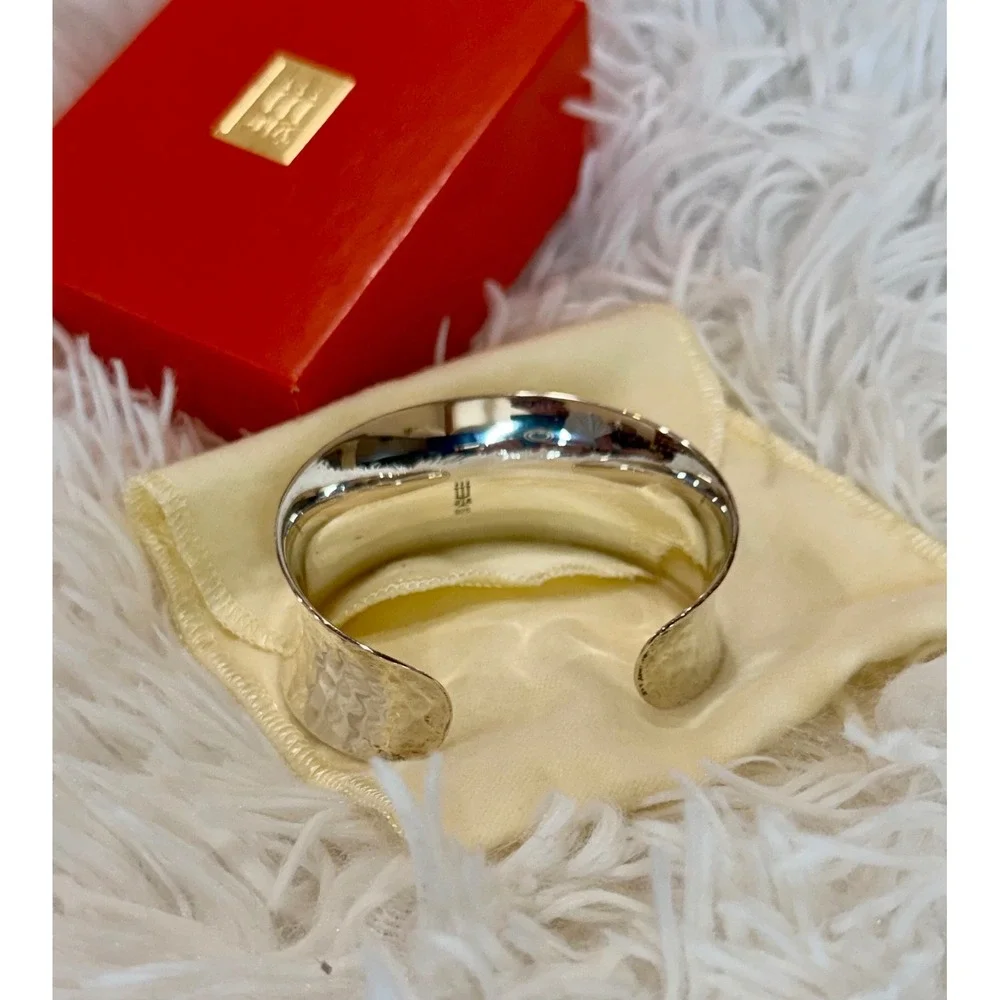 James Avery Vintage Hammered Sterling Silver Wide Cuff Bracelet 925 Silver - Picture 10 of 14
